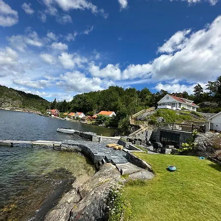 Large With Pier House And Private Appartement