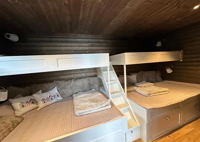 Apartamento Large With Pier House And Private Risør