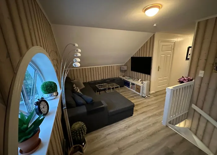 Large With Pier House And Private Apartamento Risør