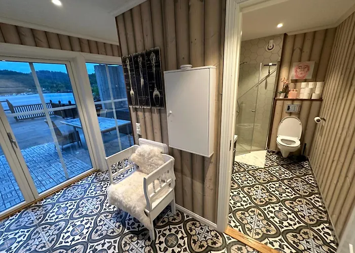 Apartamento Large With Pier House And Private